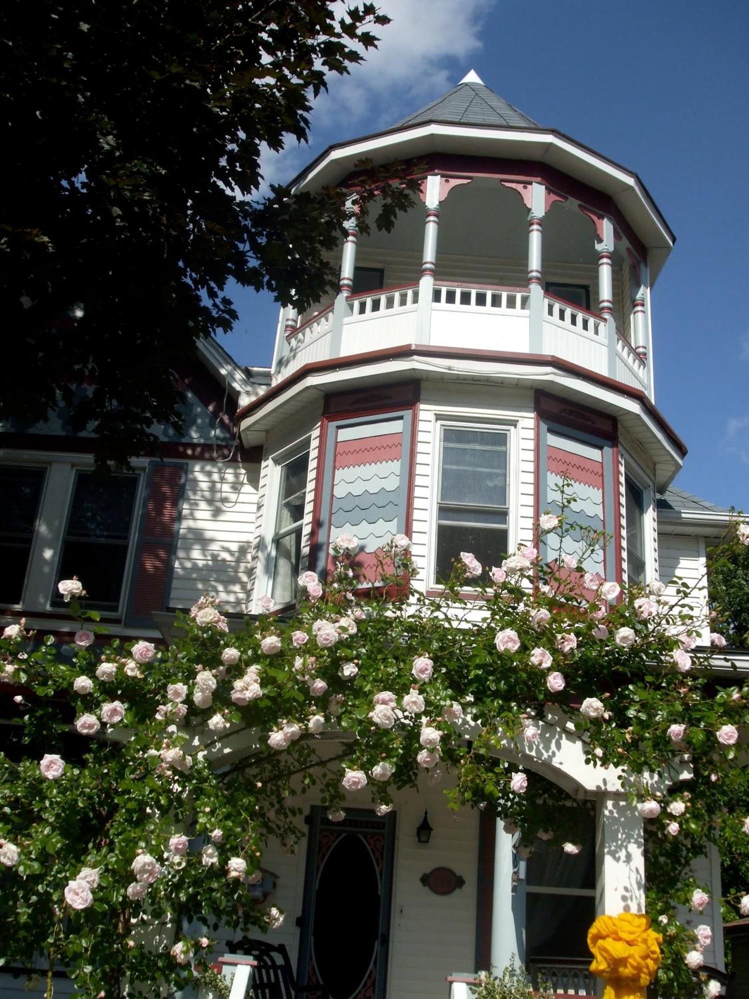 Bondy House Bed & Breakfast Amherstburg Εξωτερικό φωτογραφία