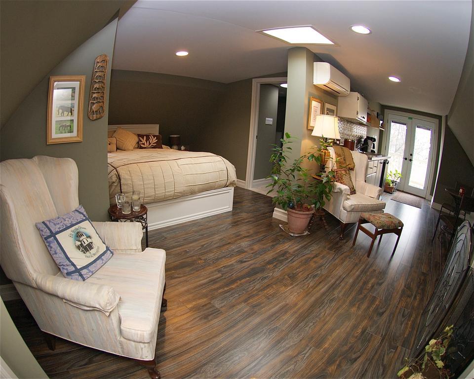 Bondy House Bed & Breakfast Amherstburg Εξωτερικό φωτογραφία