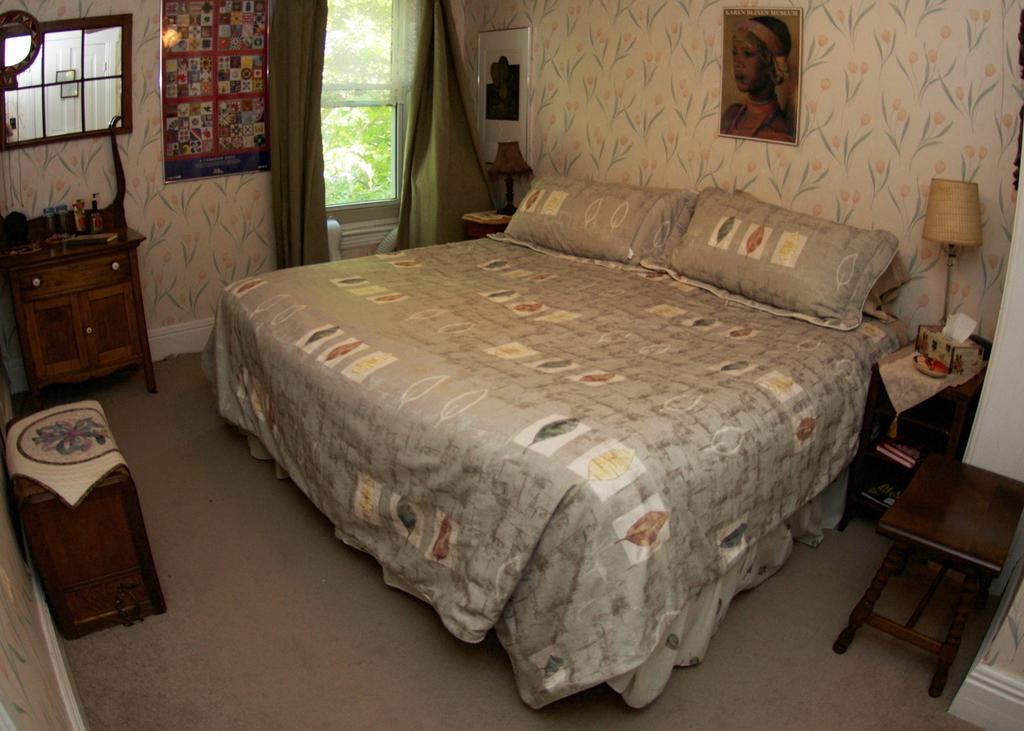 Bondy House Bed & Breakfast Amherstburg Εξωτερικό φωτογραφία