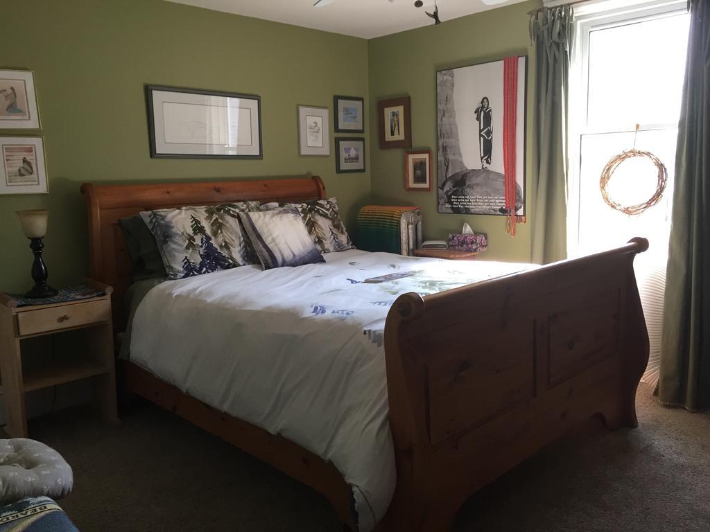 Bondy House Bed & Breakfast Amherstburg Εξωτερικό φωτογραφία