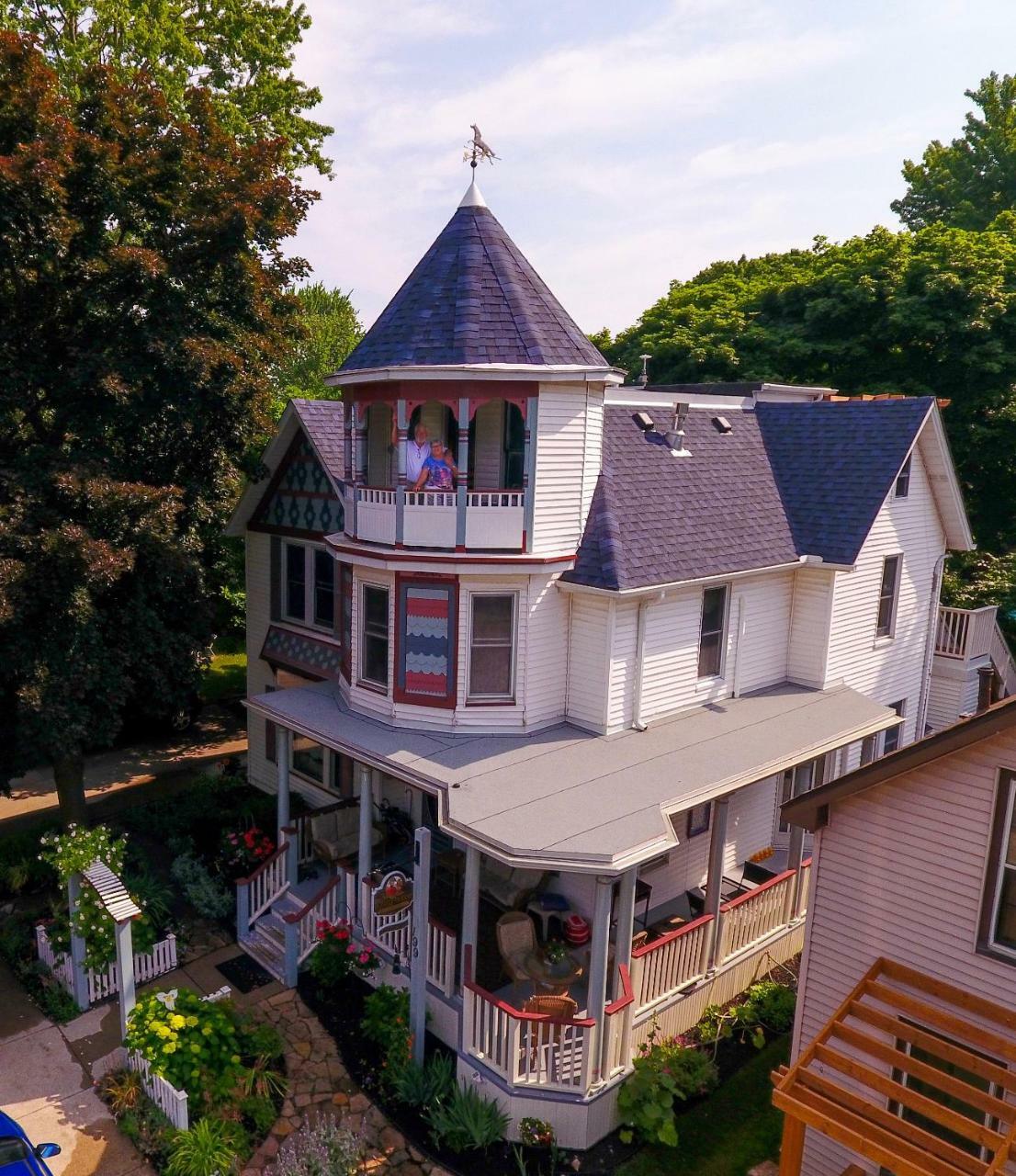 Bondy House Bed & Breakfast Amherstburg Εξωτερικό φωτογραφία